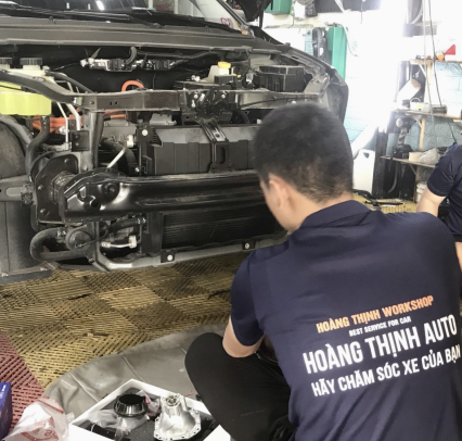 LẮP ĐẶT PHỤ KIỆN Ô TÔ TẠI HOÀNG THỊNH AUTO 